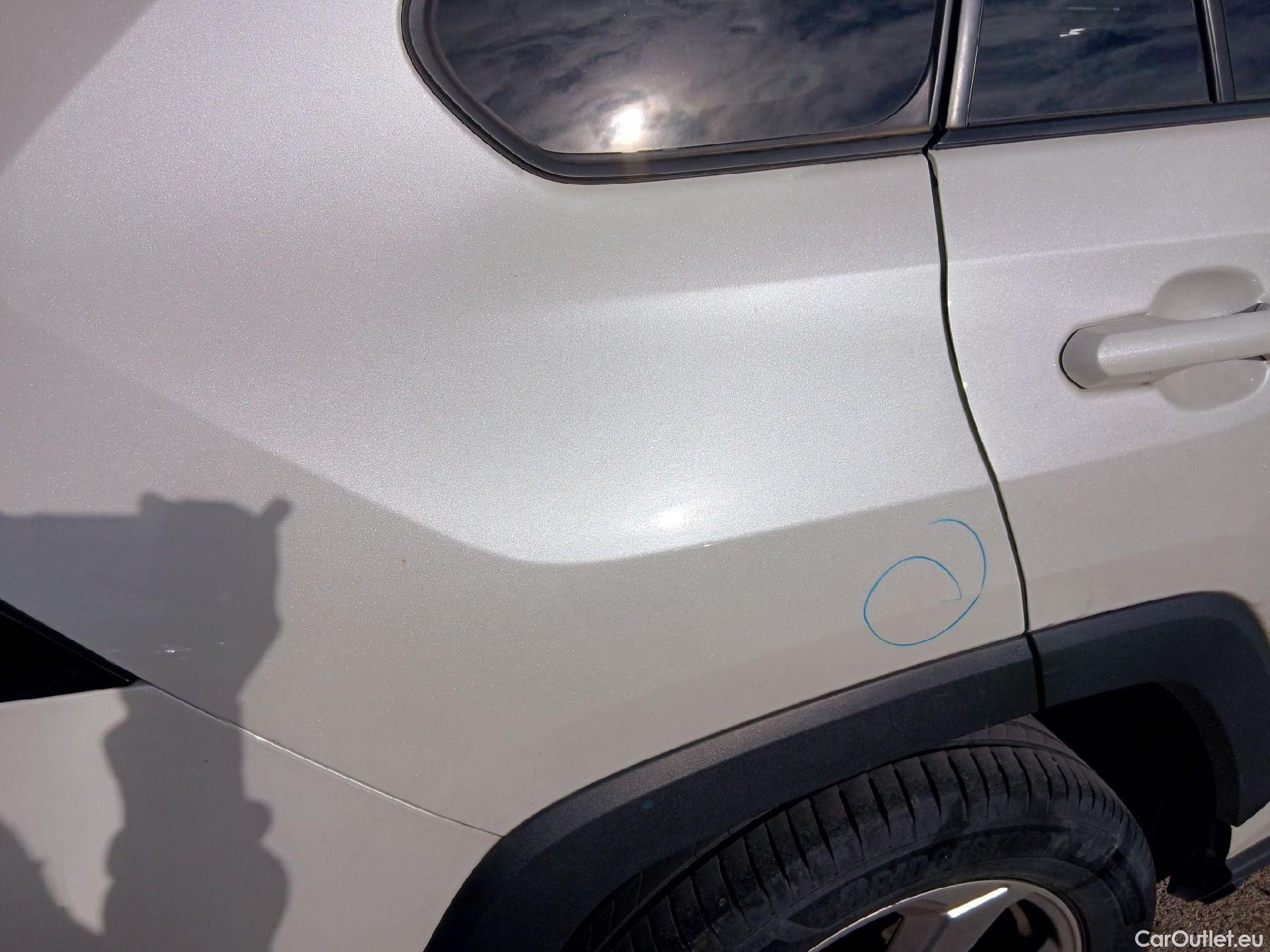  Toyota  RAV4 TOYOTA  / 2018 / 5P / todoterreno 2.5l 220H Advance #24