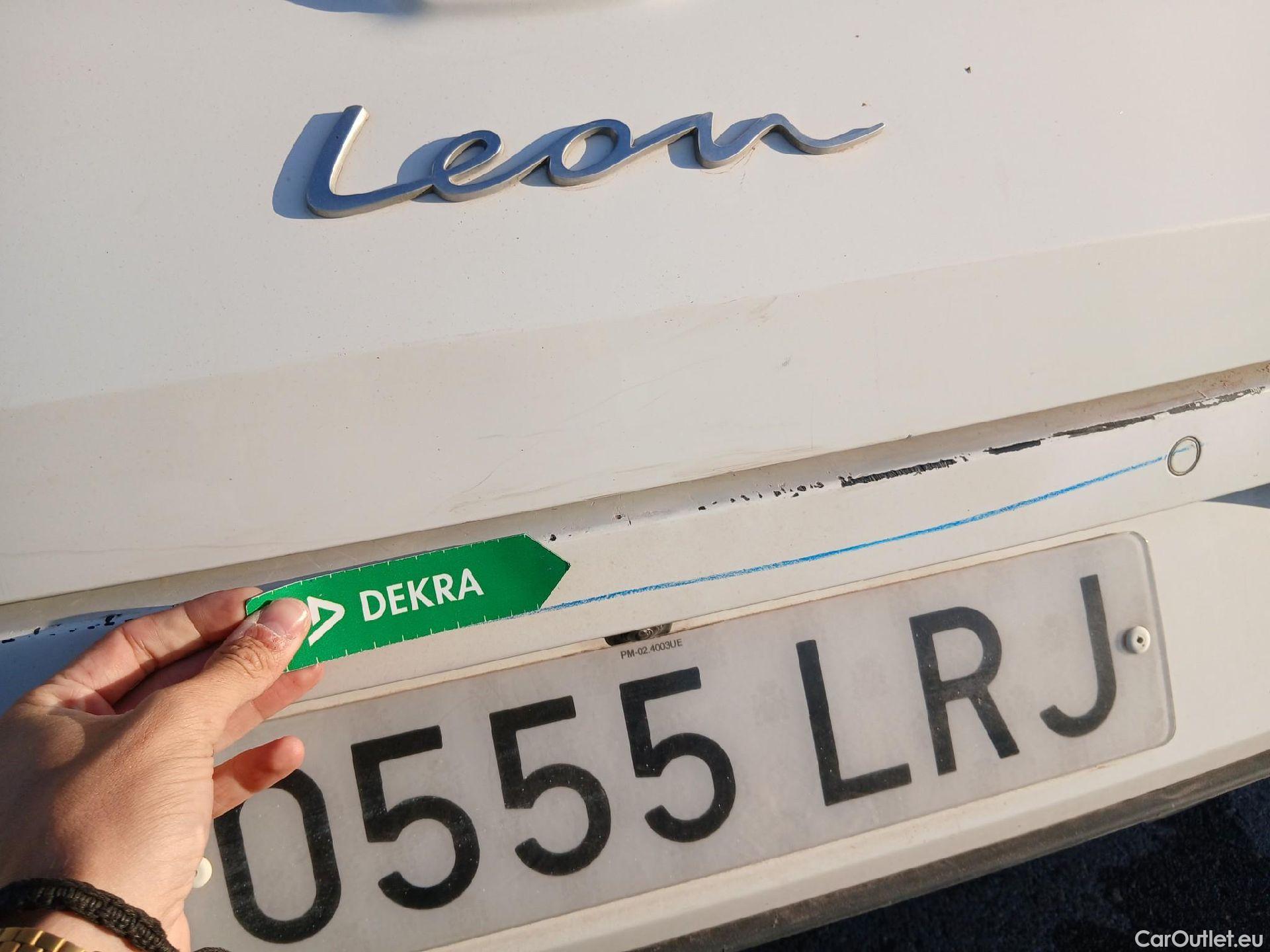  Seat  Leon SEAT Nuevo León / 2020 / 5P / familiar SP 2.0 TDI 85kW Style Go(SP) #16
