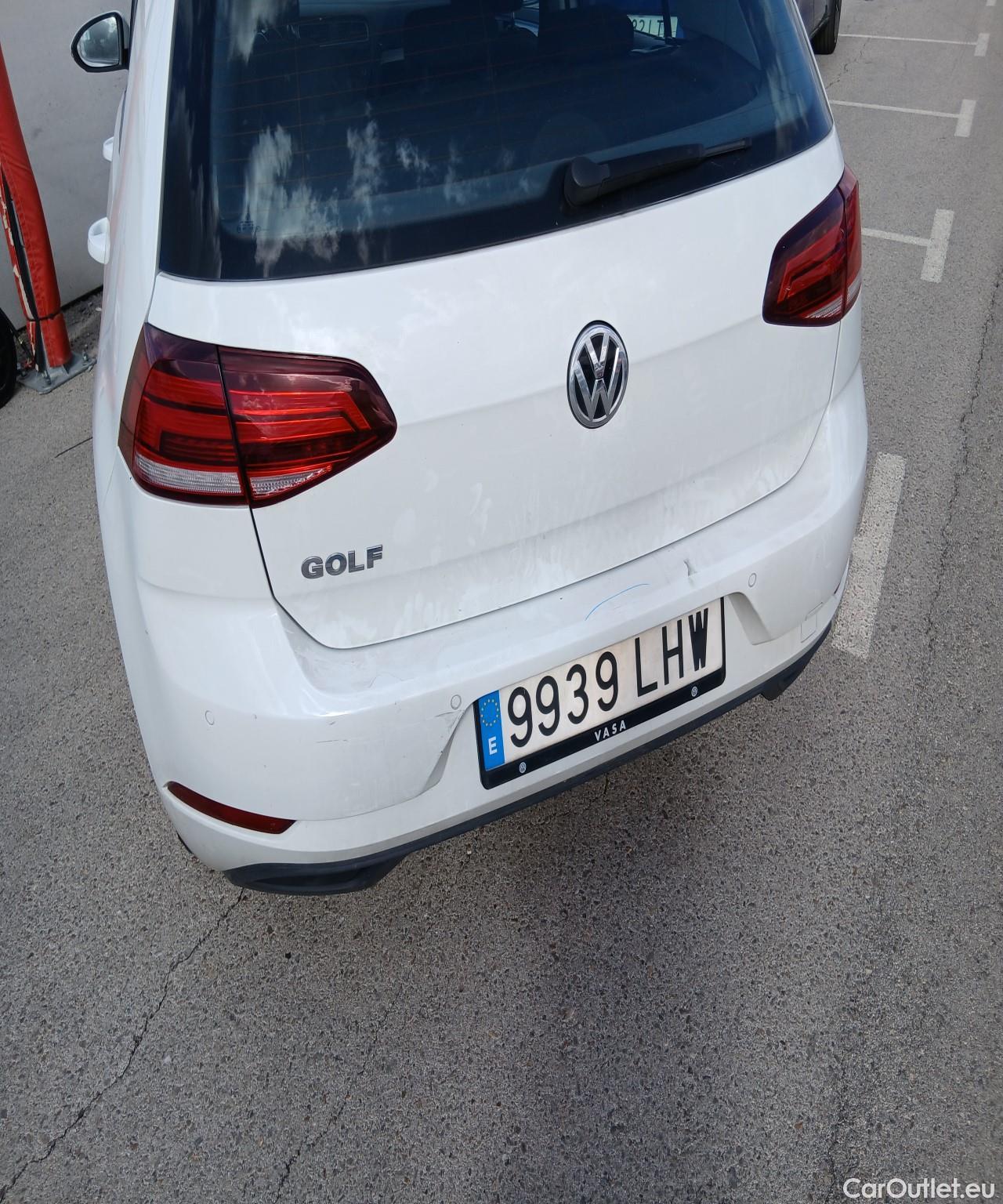  Volkswagen  Golf  VOLKSWAGEN / 2016 / 5P / berlina con portón Last Edition 1.6 TDI 85kW (115CV) #15