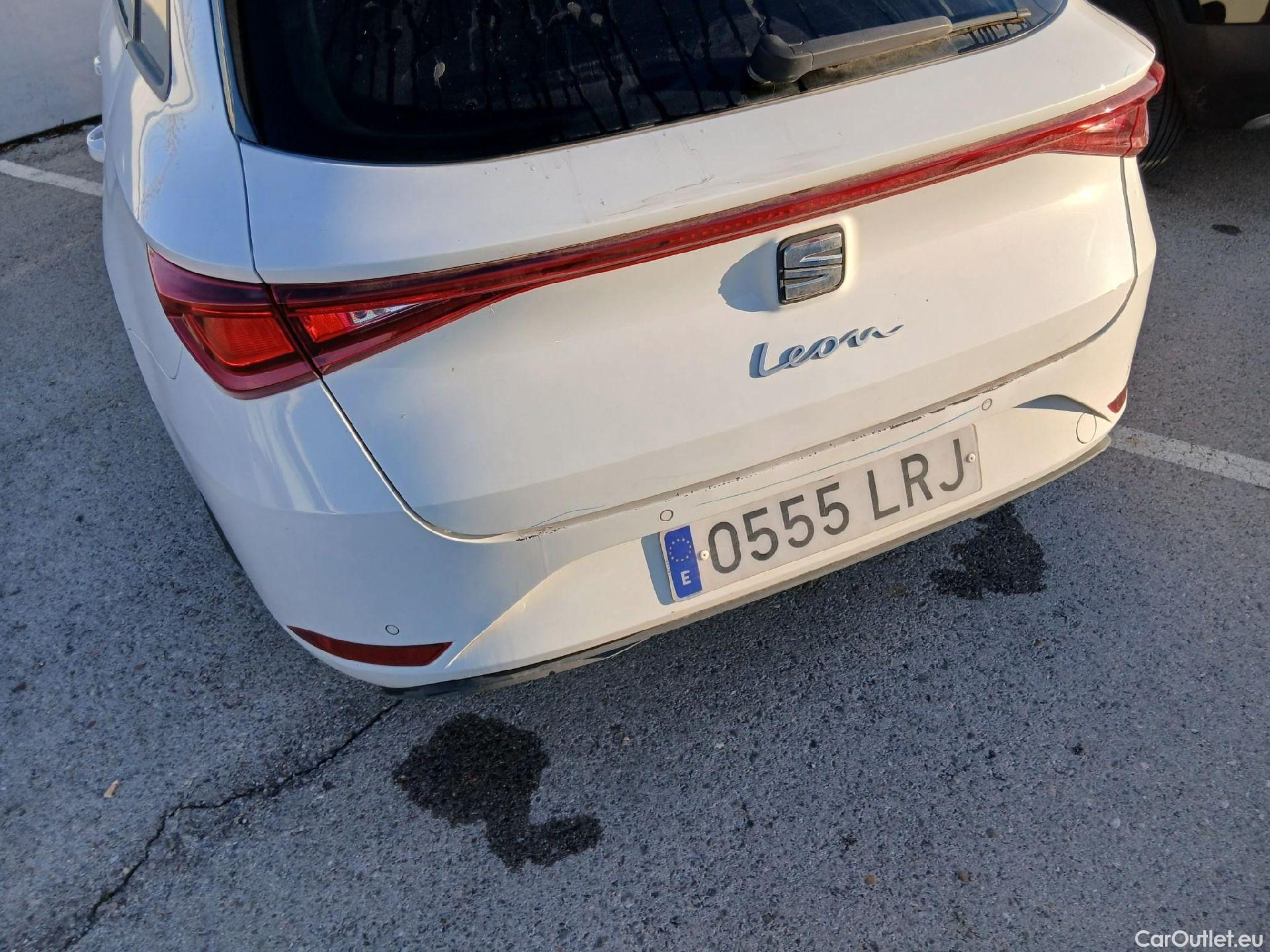  Seat  Leon SEAT Nuevo León / 2020 / 5P / familiar SP 2.0 TDI 85kW Style Go(SP) #17