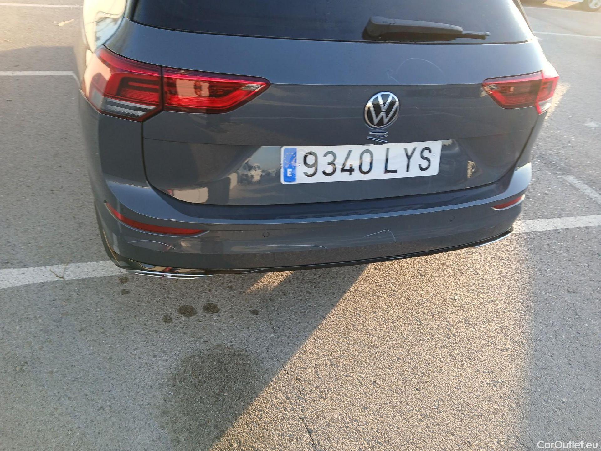  Volkswagen  Golf  VOLKSWAGEN / 2020 / 5P / familiar R-Line 2.0 TDI 110kW (150CV) DSG Variant #19