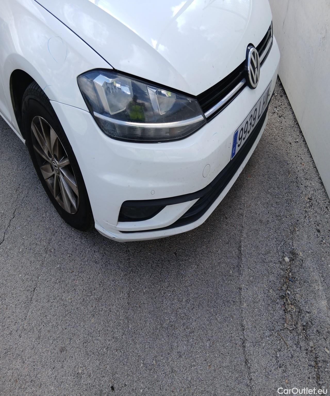  Volkswagen  Golf  VOLKSWAGEN / 2016 / 5P / berlina con portón Last Edition 1.6 TDI 85kW (115CV) #3