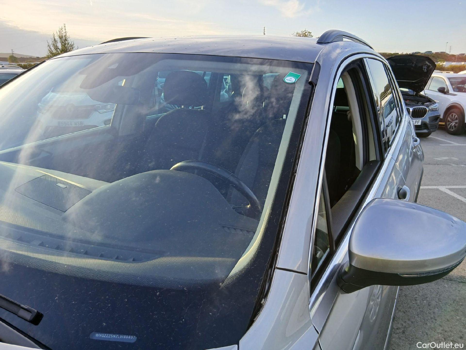  Volkswagen  Tiguan VOLKSWAGEN  / 2016 / 5P / todoterreno Advance 2.0 TDI 110kW (150CV) DSG #4