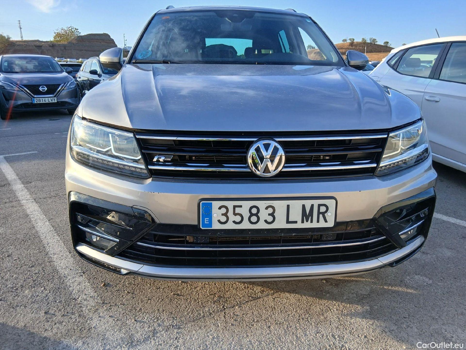  Volkswagen  Tiguan VOLKSWAGEN  / 2016 / 5P / todoterreno Advance 2.0 TDI 110kW (150CV) DSG #51