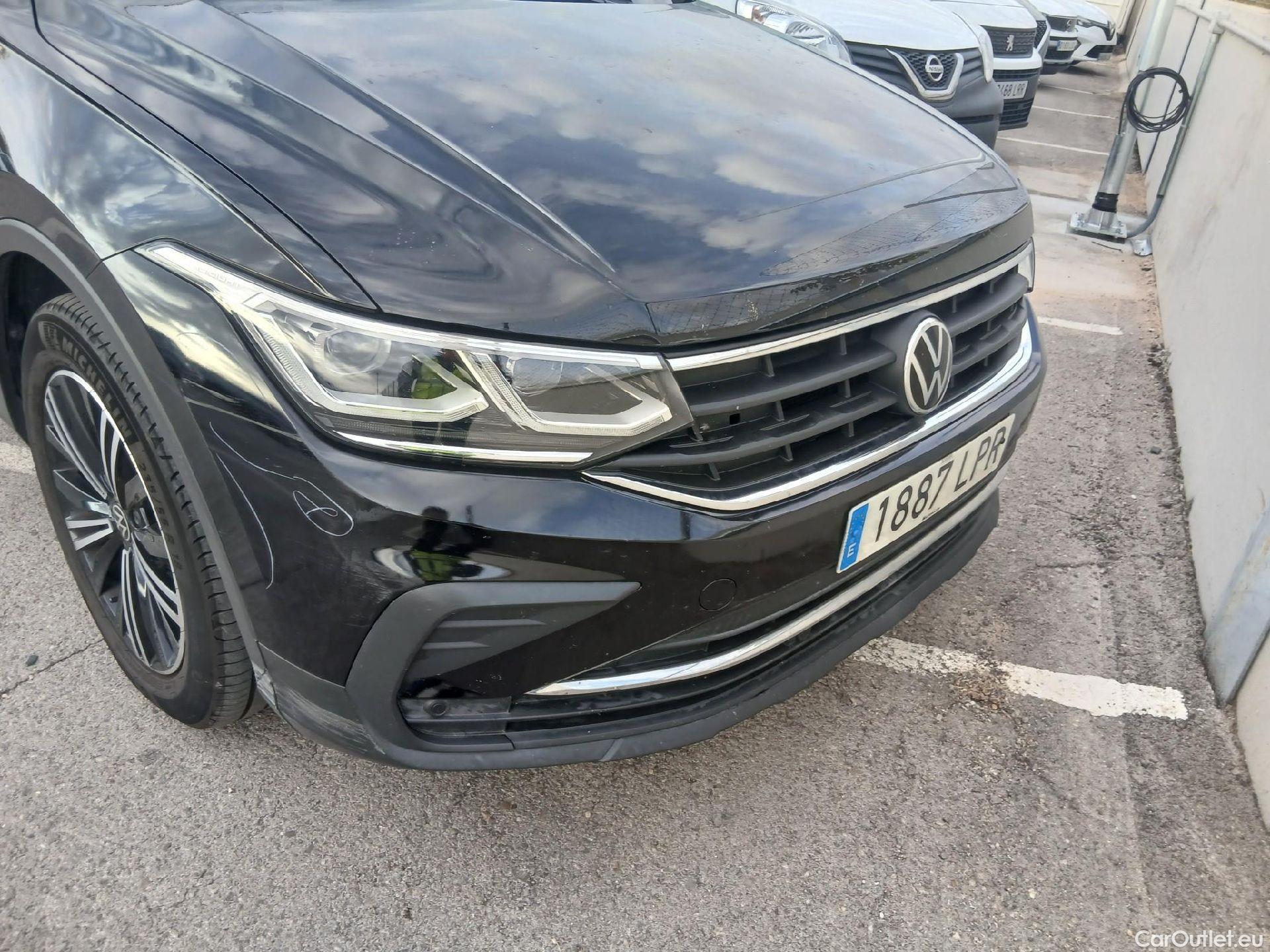  Volkswagen  Tiguan VOLKSWAGEN  / 2020 / 5P / todoterreno Life 2.0 TDI 110kW (150CV) DSG #8