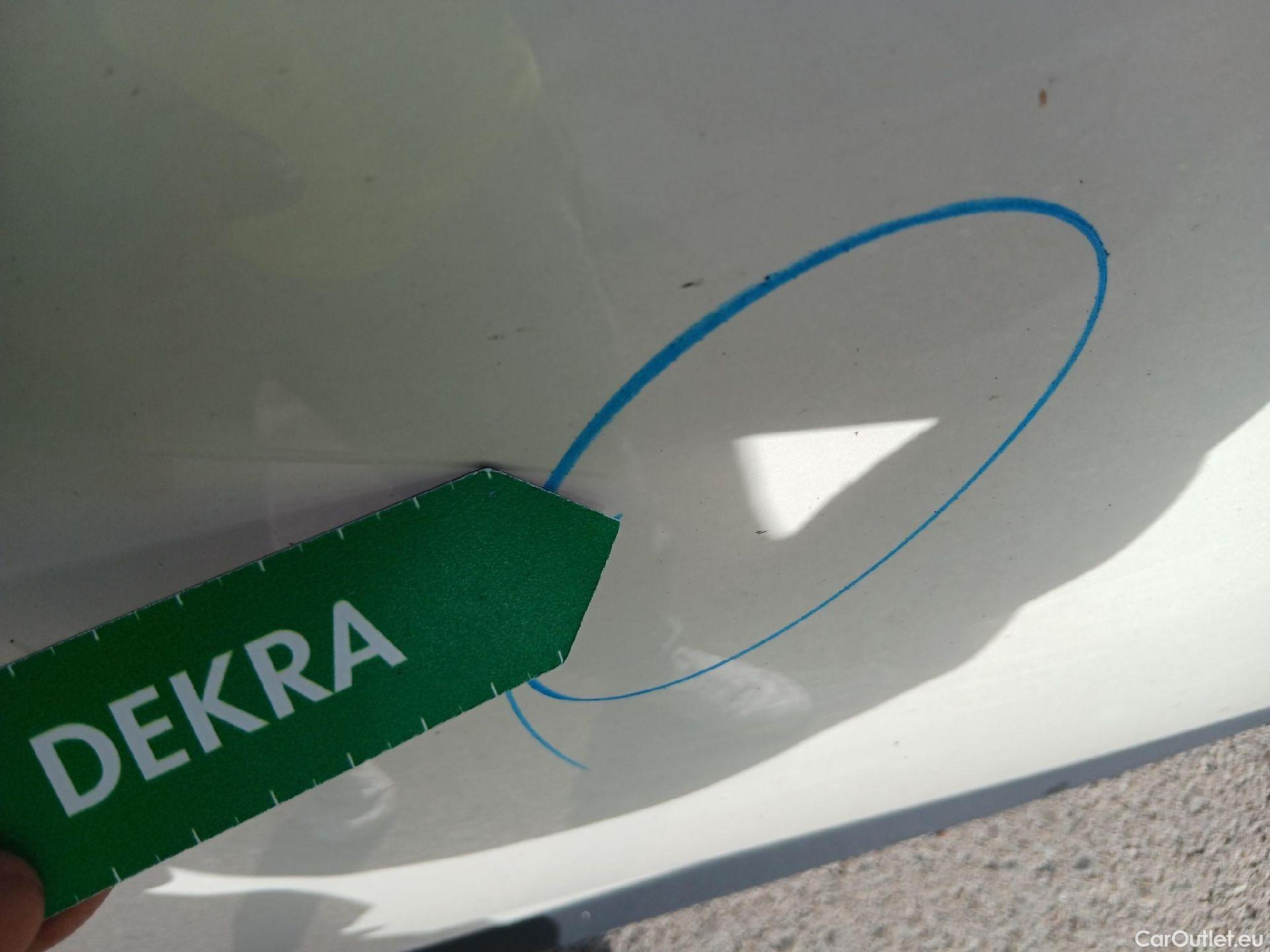  Toyota  RAV4 TOYOTA  / 2018 / 5P / todoterreno 2.5l 220H Advance #28