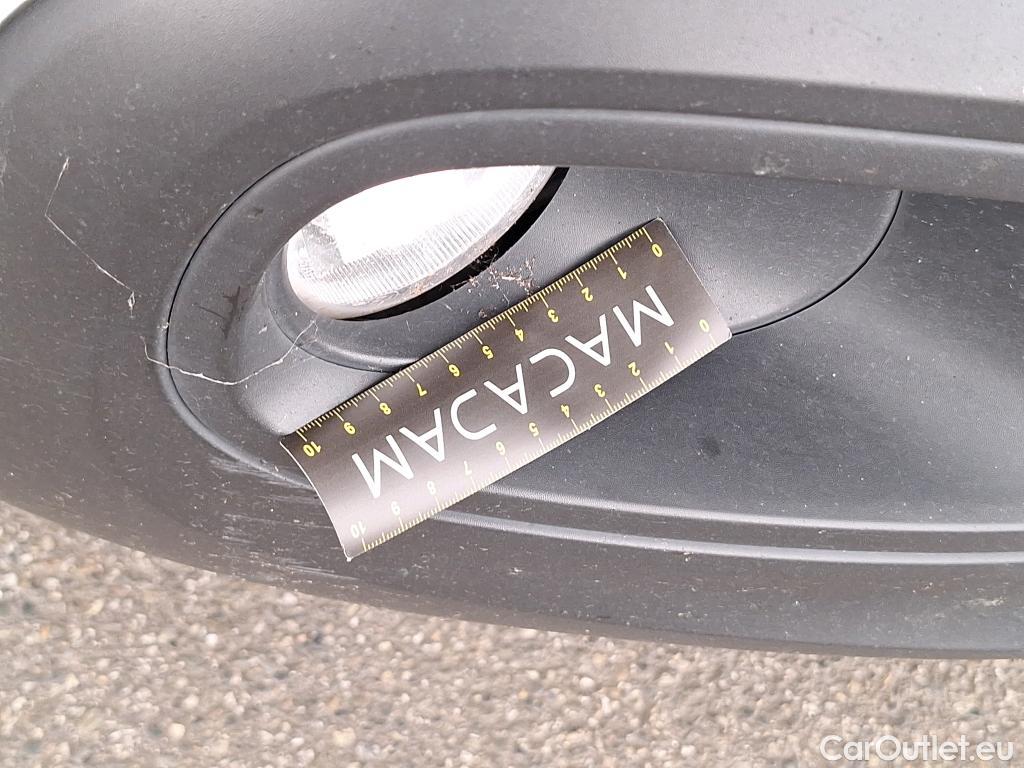  Citroen  C3 CITROEN  / 2016 / 5P / Berline BlueHDi 100 S&S BVM Feel #8