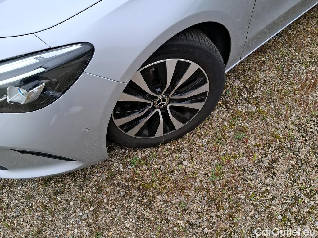  Mercedes  B-Klasse MERCEDES-BENZ Classe B / 2019 / 5P / monospace B 180 d Business Line Edition BA8 #26