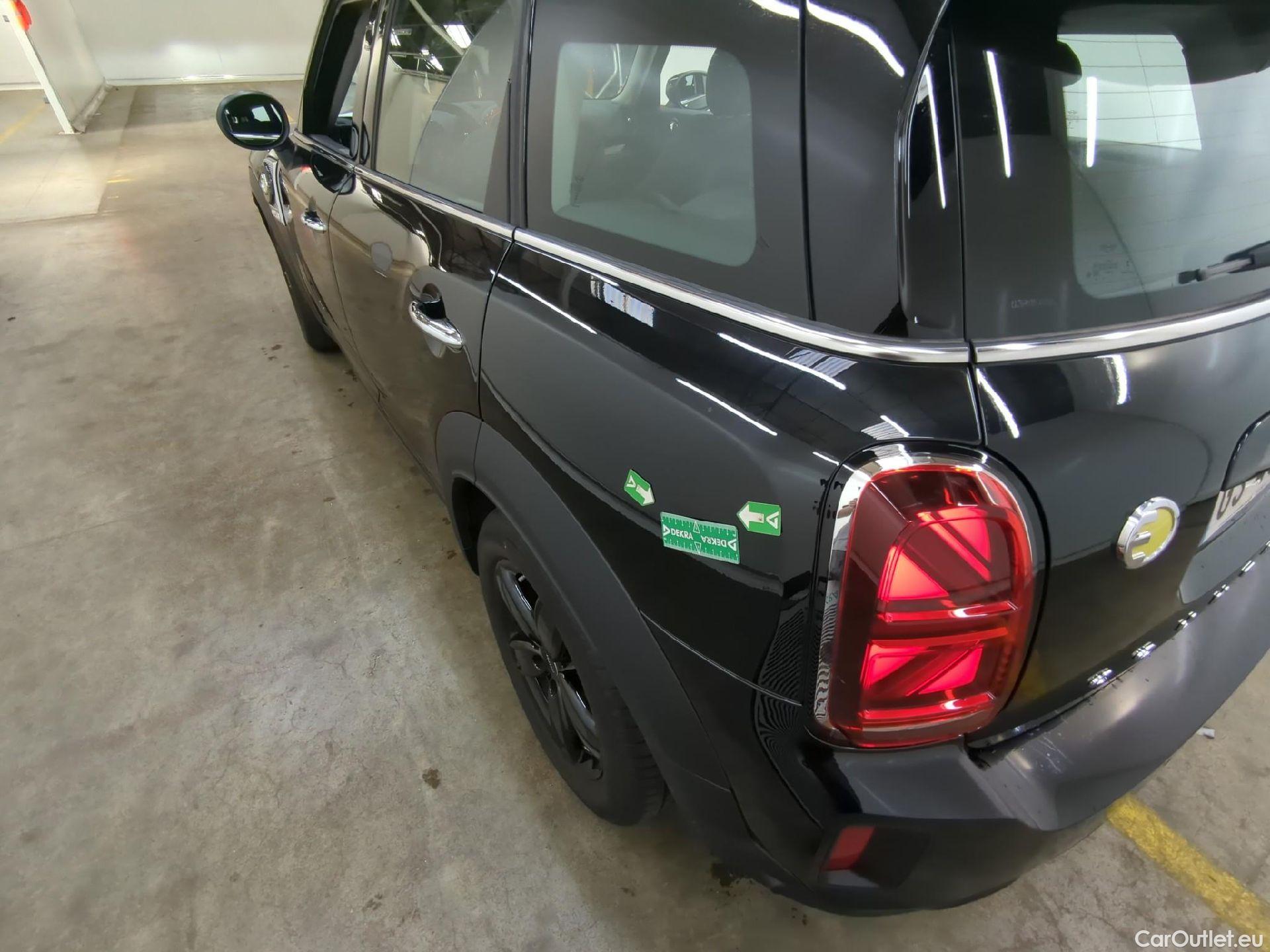  Mini  Countryman MINI  / 2020 / 5P / Crossover Cooper SE ALL4 Essential 125+95ch BVA6 #13