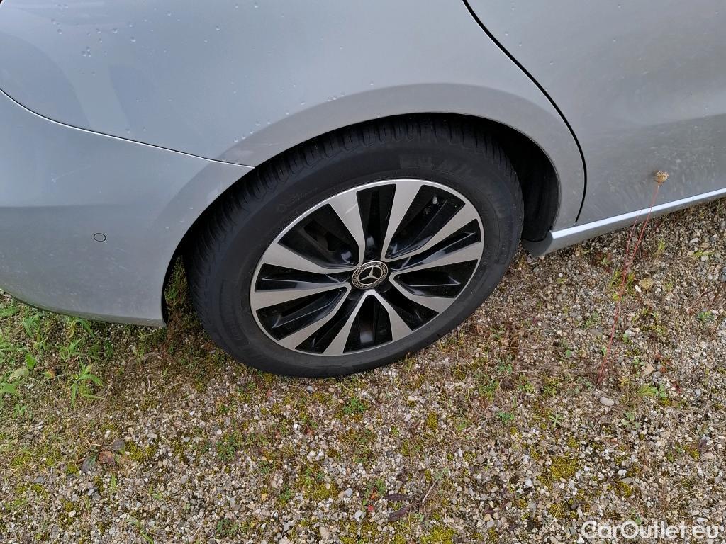  Mercedes  B-Klasse MERCEDES-BENZ Classe B / 2019 / 5P / monospace B 180 d Business Line Edition BA8 #29