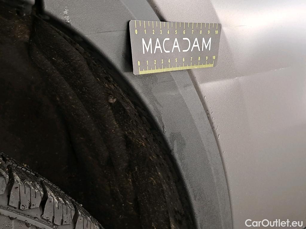  Mercedes  GLA MERCEDES-BENZ  / 2020 / 5P / SUV 2.0  200 D AMG LINE DCT #41