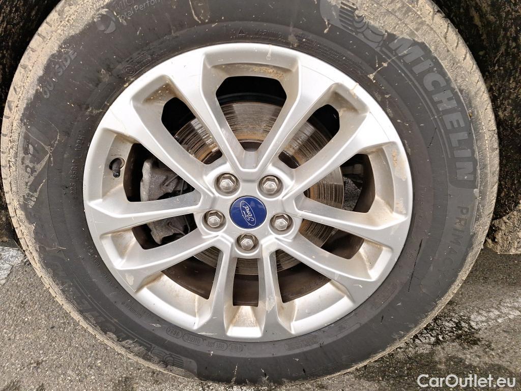  Ford  Kuga FORD  / 2019 / 5P / SUV 2.5 190 hybrid Flexifuel Pshift Titanium #2