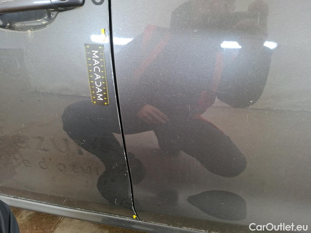  Peugeot  208  Allure Business 1.2 PureTech 110CV BVM6 E6dT #48