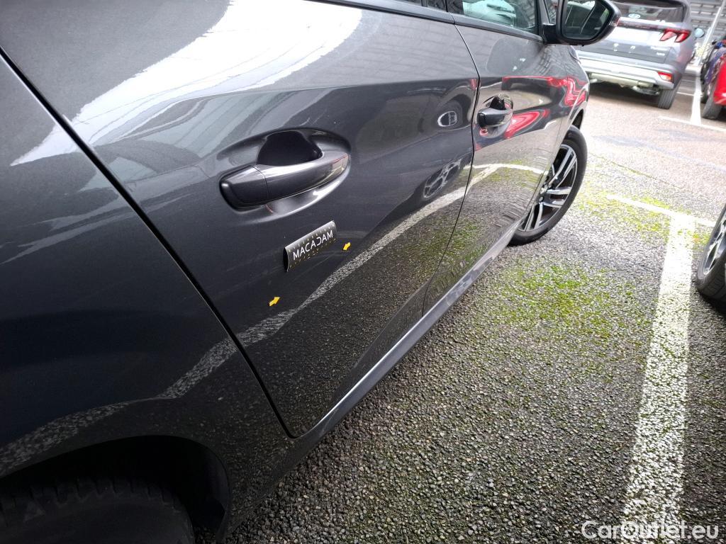  Peugeot  208  Allure Business 1.2 PureTech 100CV BVM6 E6d #18