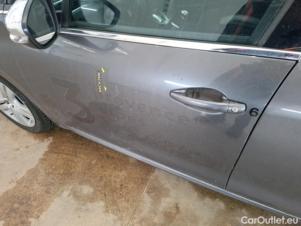  Peugeot  208  Allure Business 1.2 PureTech 110CV BVM6 E6dT #45