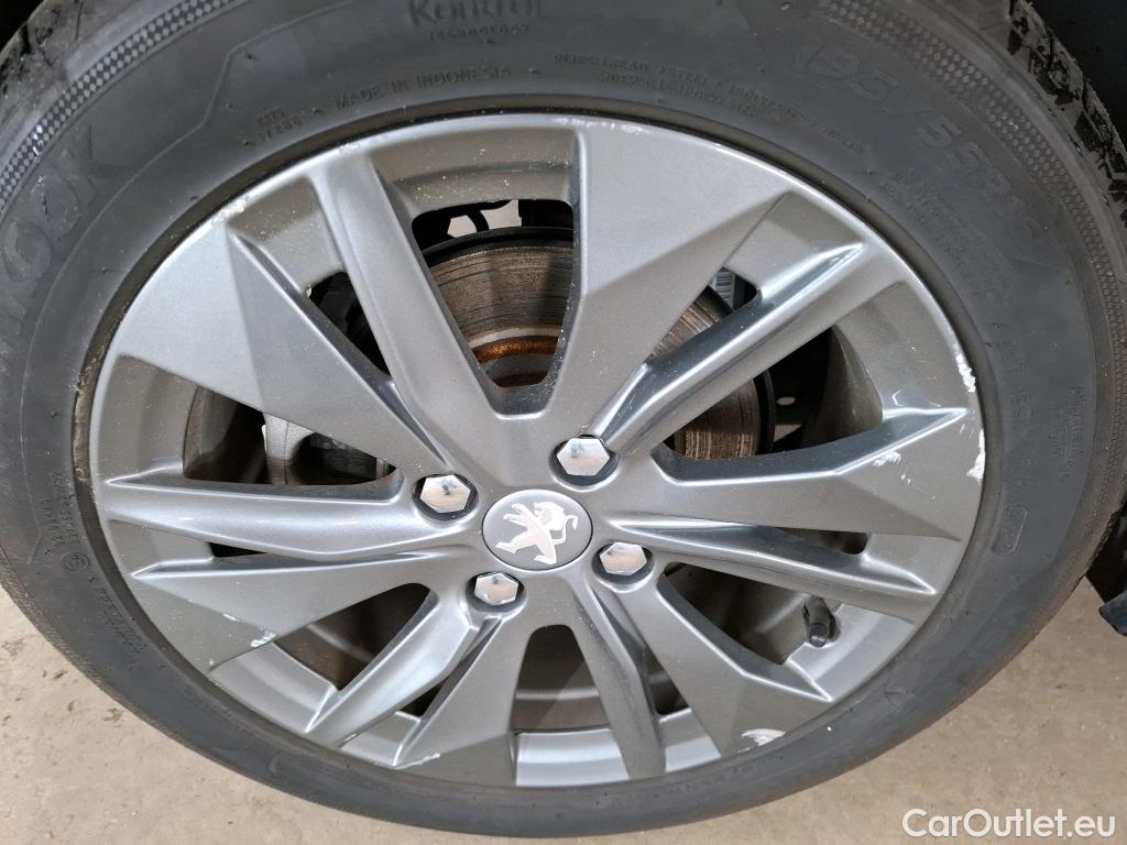  Peugeot  208  (e-) Style 50kWh BVA #13