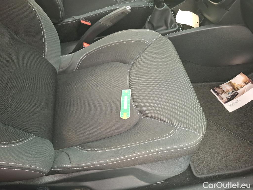  Renault  Clio  IV Business 0.9 TCe 90CV BVM5 E6 #8