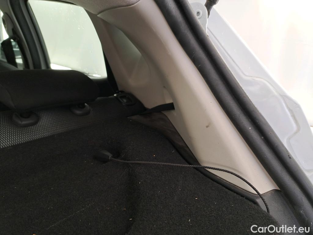  Renault  Clio  IV Business 1.5 dCi 90CV BVM5 E6 #23