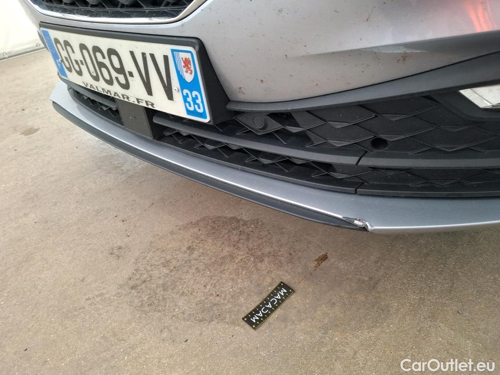  Seat  Leon SEAT  Sportstourer / 2020 / 5P / Break 2.0 TDI 150 DSG S&S Style Business #6