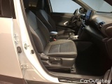  Toyota  Yaris Cross 1.5 HYBRID 116H DESIGN AWD AUTO #9