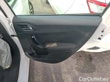  Peugeot  208 BLUEHDI 100 €6.C S&S PREMIUM #16