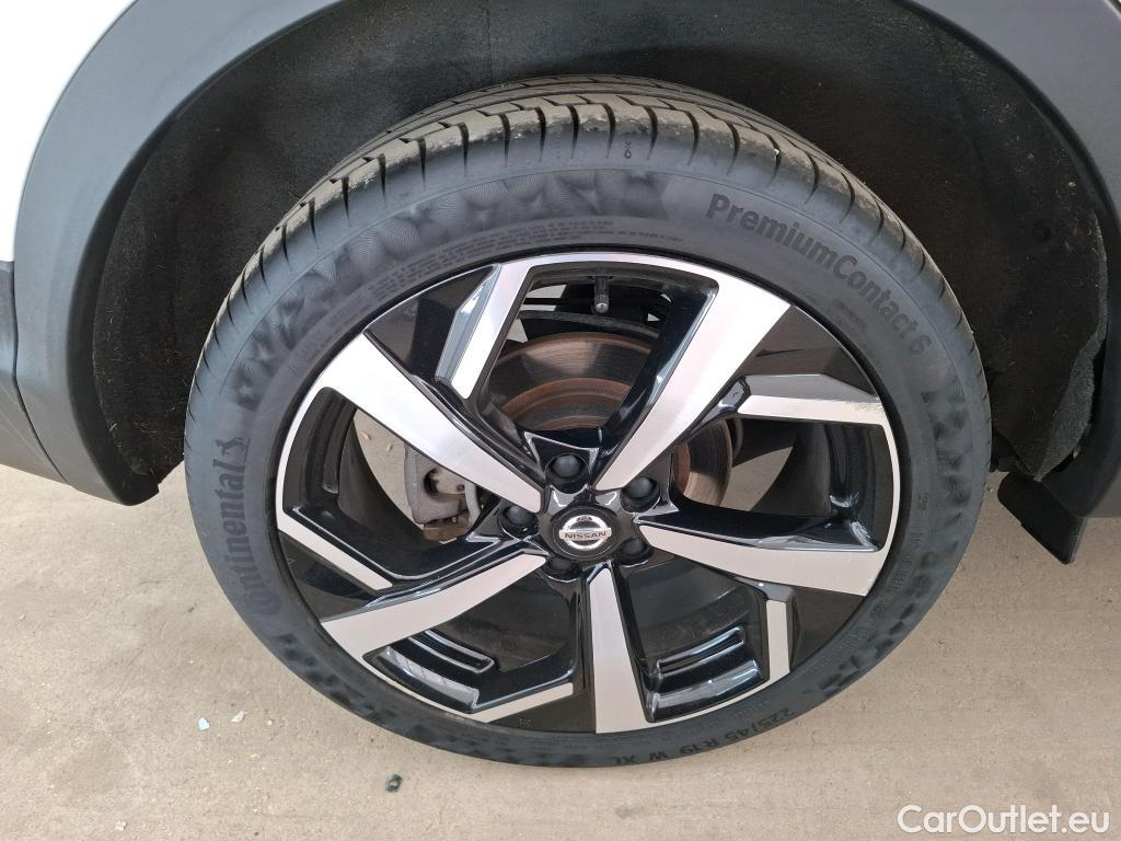  Nissan  Qashqai NISSAN  5p Crossover 1.2 DIG-T 115 Tekna+ #39