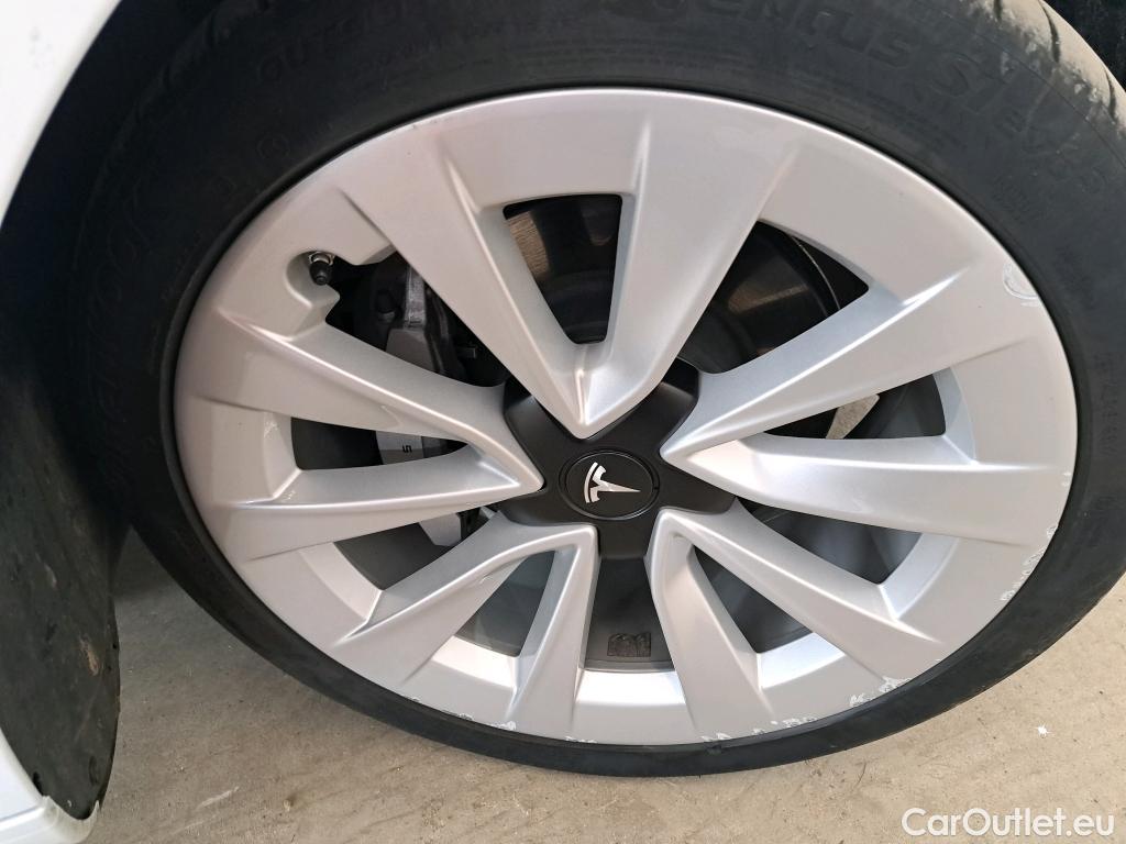  Tesla  Model 3 TESLA   2018  4P  Berline Propulsion #8