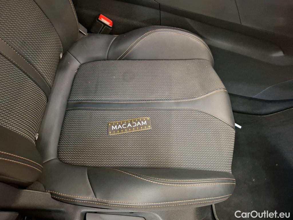  Peugeot  3008  II GT 1.5 HDi 130CV BVA8 E6d #40