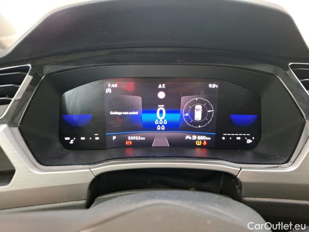  Volkswagen  Touran  Life Plus 2.0 TDI 150CV BVA7 E6d #47