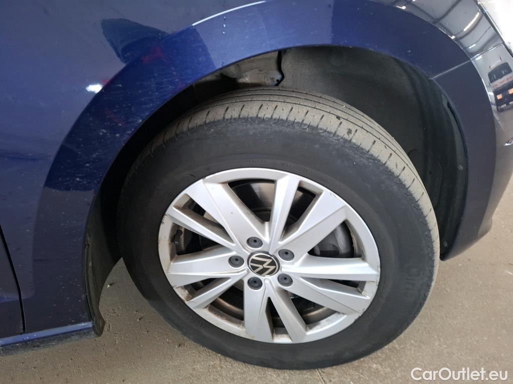  Volkswagen  Touran  Life Plus 2.0 TDI 150CV BVA7 E6d #23