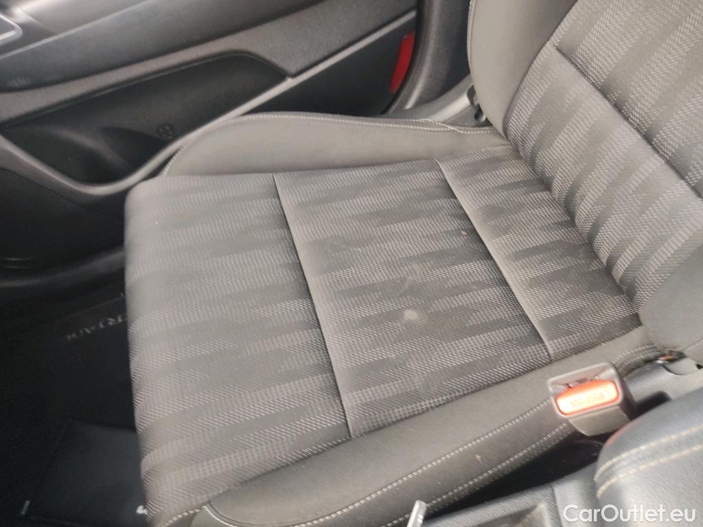  KIA  Sportage KIA  / 2018 / 5P / todoterreno 1.6 MHEV Business DCT 100kW (136CV) 4X2 #13