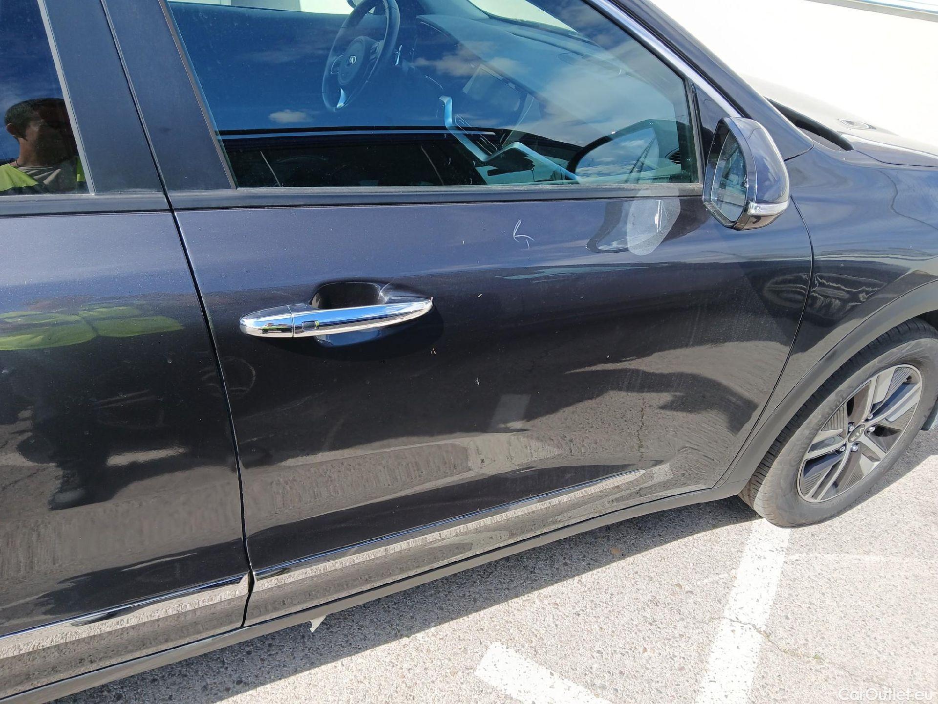  KIA  Niro KIA  / 2019 / 5P / crossover 1.6 GDi PHEV 104kW (141CV) Emotion #28