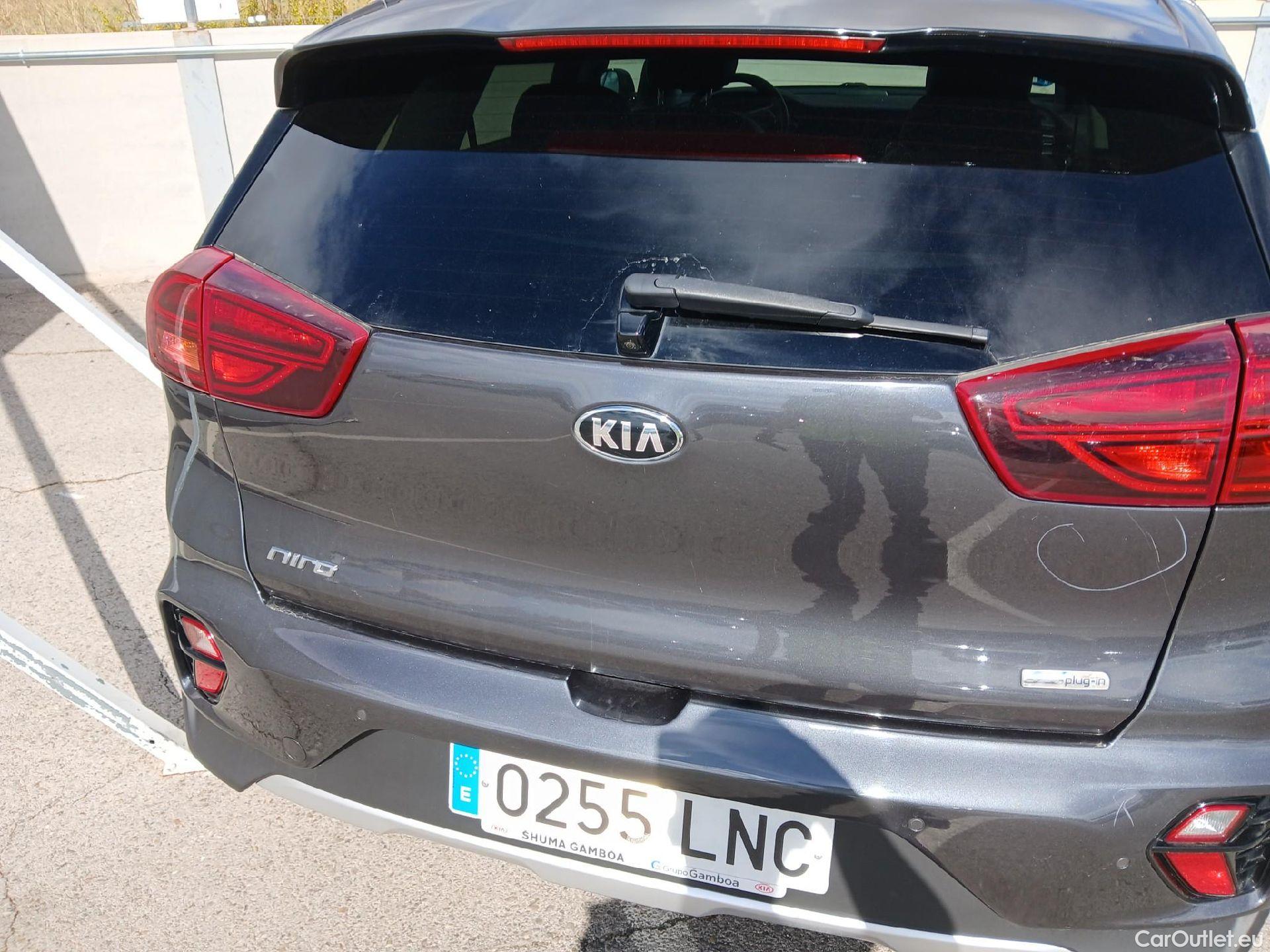  KIA  Niro KIA  / 2019 / 5P / crossover 1.6 GDi PHEV 104kW (141CV) Emotion #25