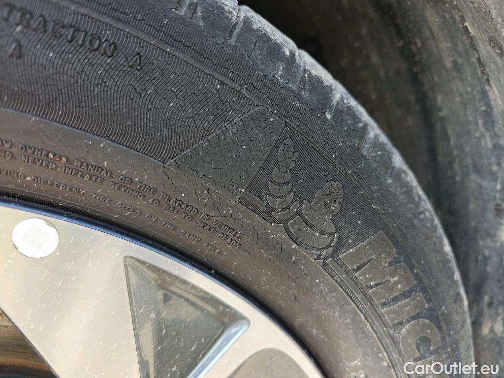  KIA  XCeed KIA  / 2019 / 5P / todoterreno 1.0 T-GDi Drive 88kW (120CV) #41