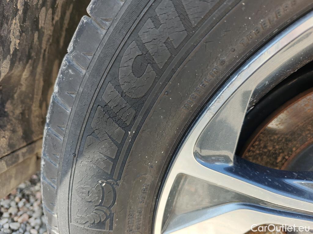  KIA  XCeed KIA  / 2019 / 5P / todoterreno 1.0 T-GDi Drive 88kW (120CV) #36