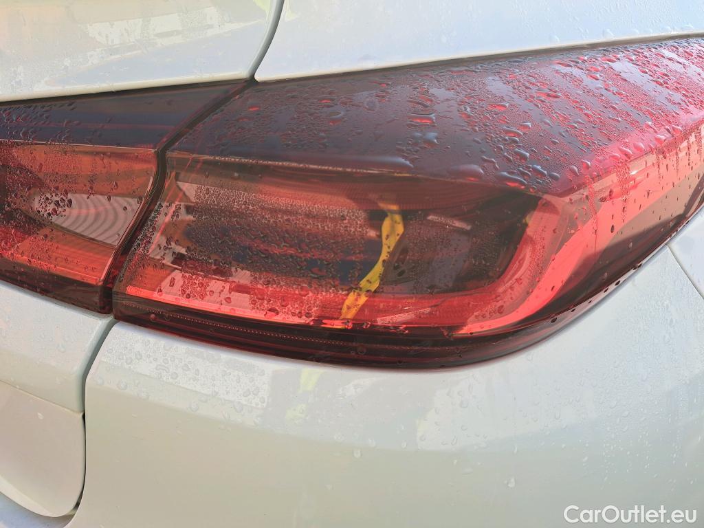  KIA  XCeed KIA  / 2019 / 5P / todoterreno 1.0 T-GDi Drive 88kW (120CV) #24