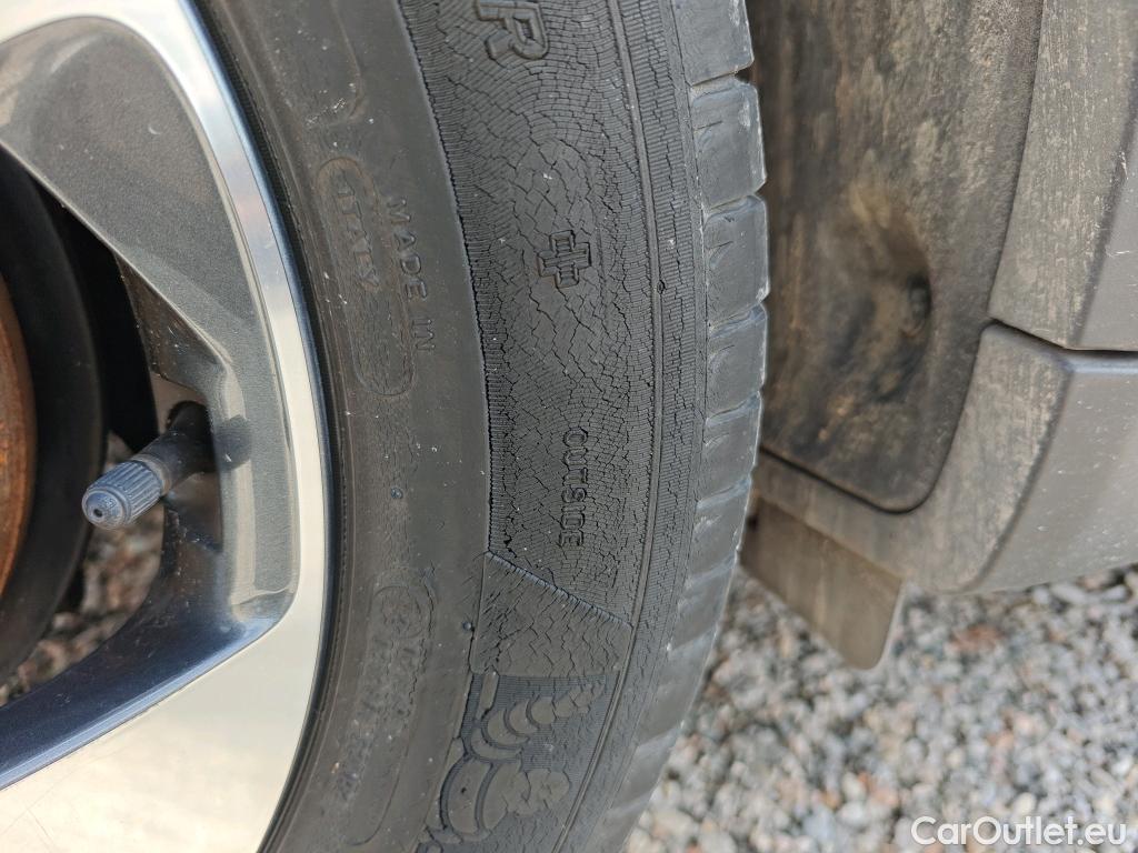  KIA  XCeed KIA  / 2019 / 5P / todoterreno 1.0 T-GDi Drive 88kW (120CV) #33