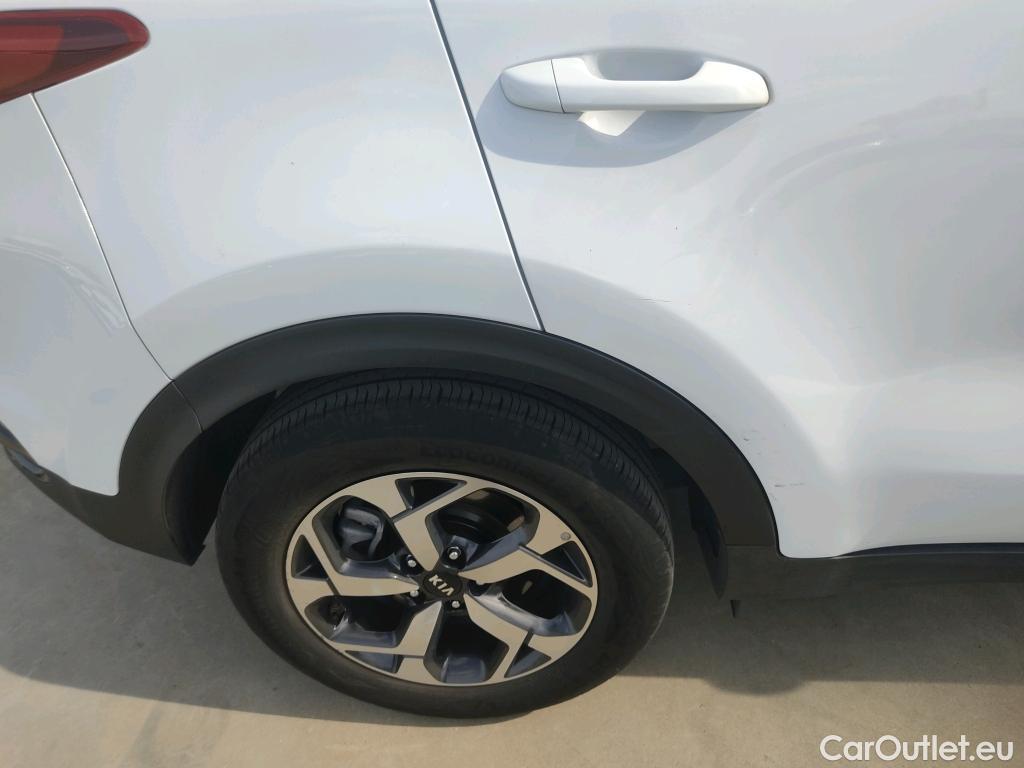  KIA  Sportage KIA  / 2018 / 5P / todoterreno 1.6 MHEV Business DCT 100kW (136CV) 4X2 #33