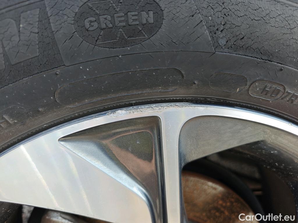  KIA  XCeed KIA  / 2019 / 5P / todoterreno 1.0 T-GDi Drive 88kW (120CV) #18