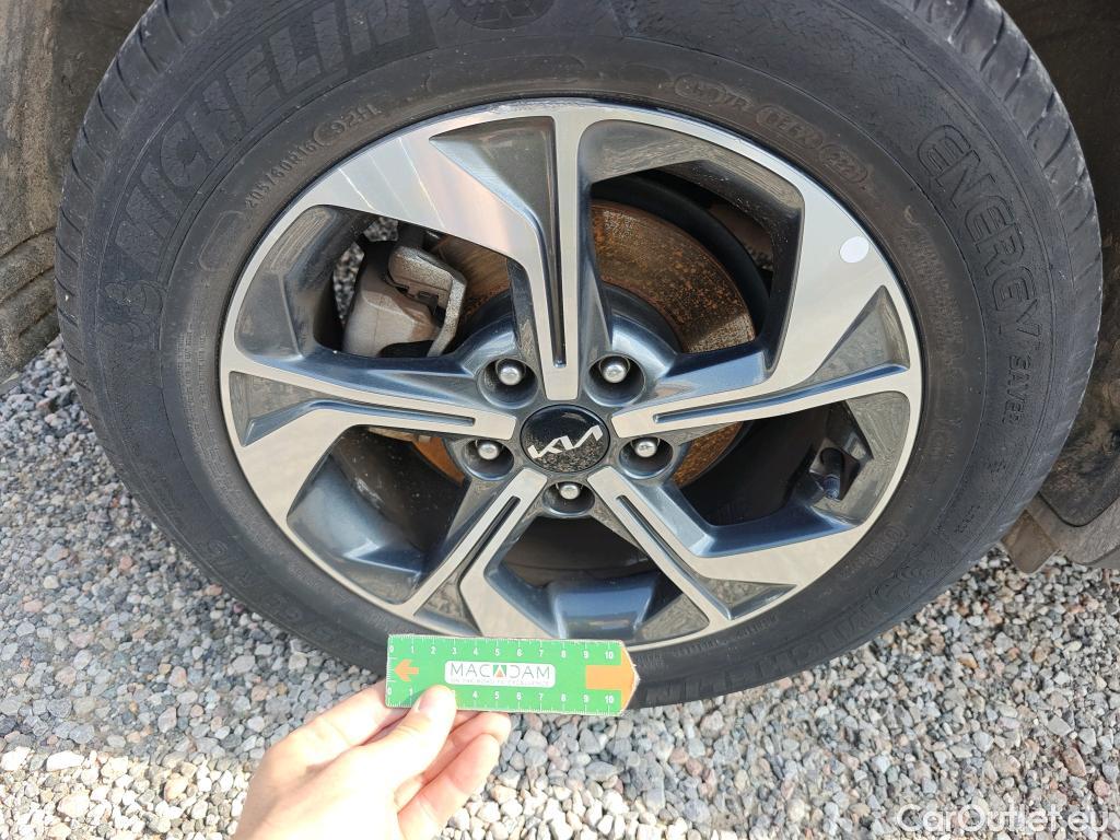  KIA  XCeed KIA  / 2019 / 5P / todoterreno 1.0 T-GDi Drive 88kW (120CV) #17