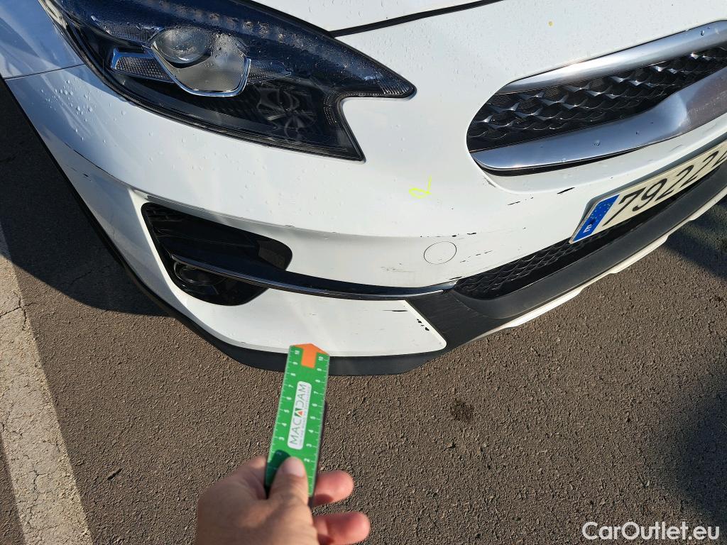  KIA  XCeed KIA  / 2019 / 5P / todoterreno 1.0 T-GDi Drive 88kW (120CV) #9