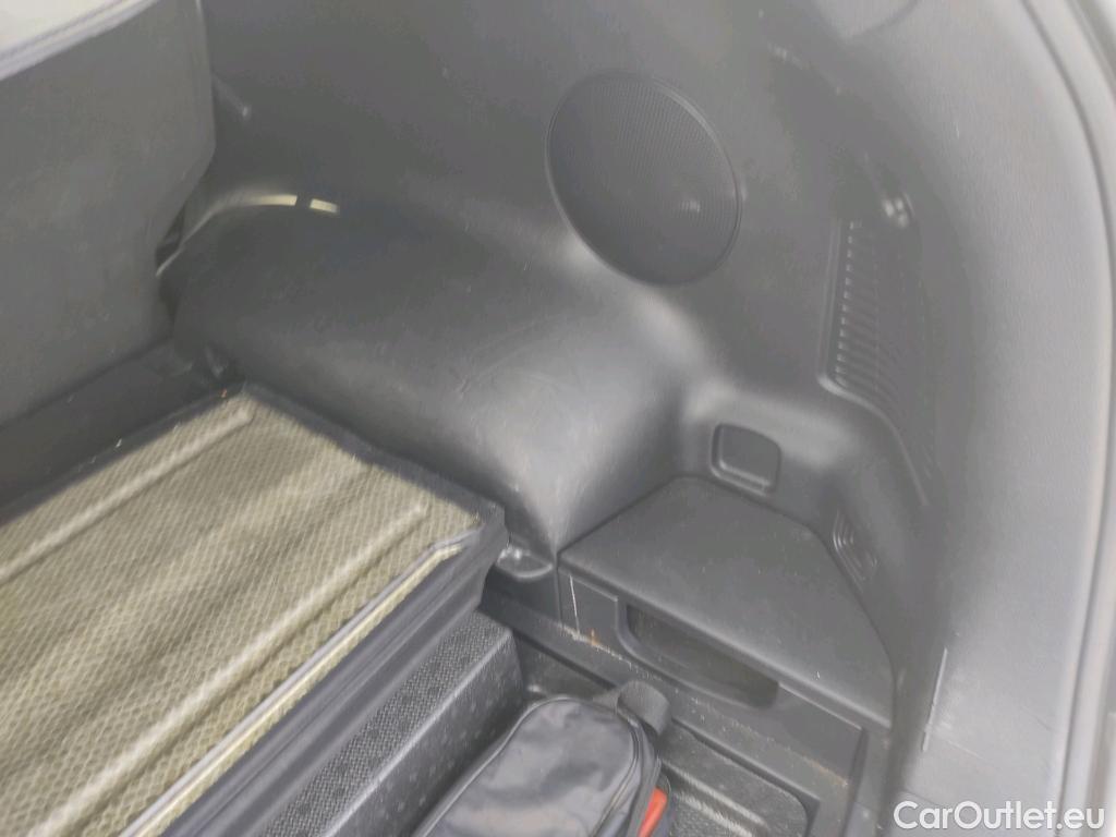  KIA  Sportage KIA  / 2018 / 5P / todoterreno 1.6 MHEV Business DCT 100kW (136CV) 4X2 #15