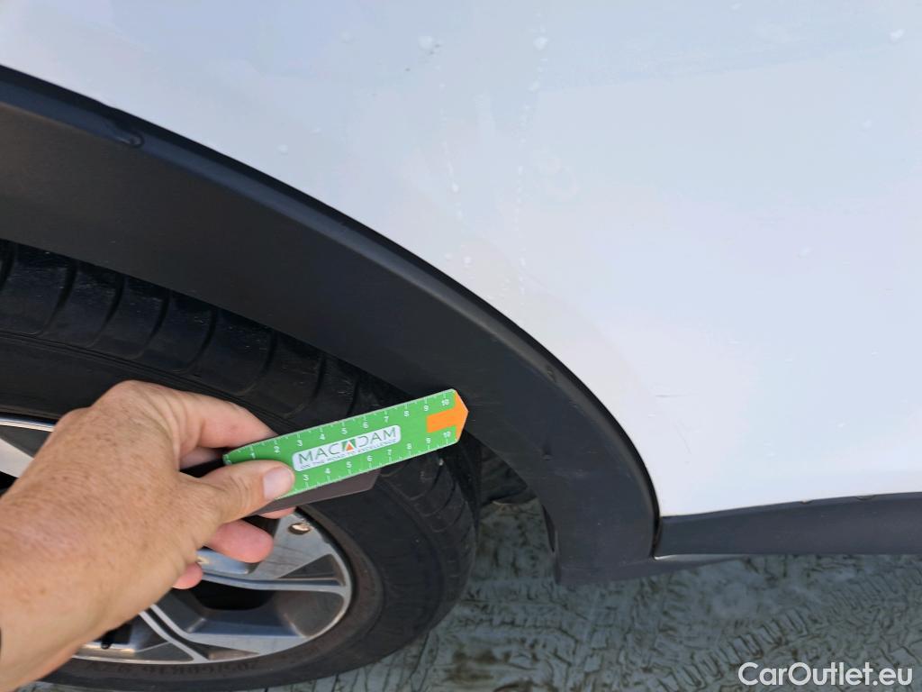  KIA  XCeed KIA  / 2019 / 5P / todoterreno 1.0 T-GDi Drive 88kW (120CV) #18