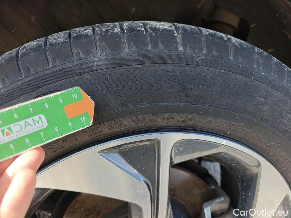  KIA  XCeed KIA  / 2019 / 5P / todoterreno 1.0 T-GDi Drive 88kW (120CV) #34
