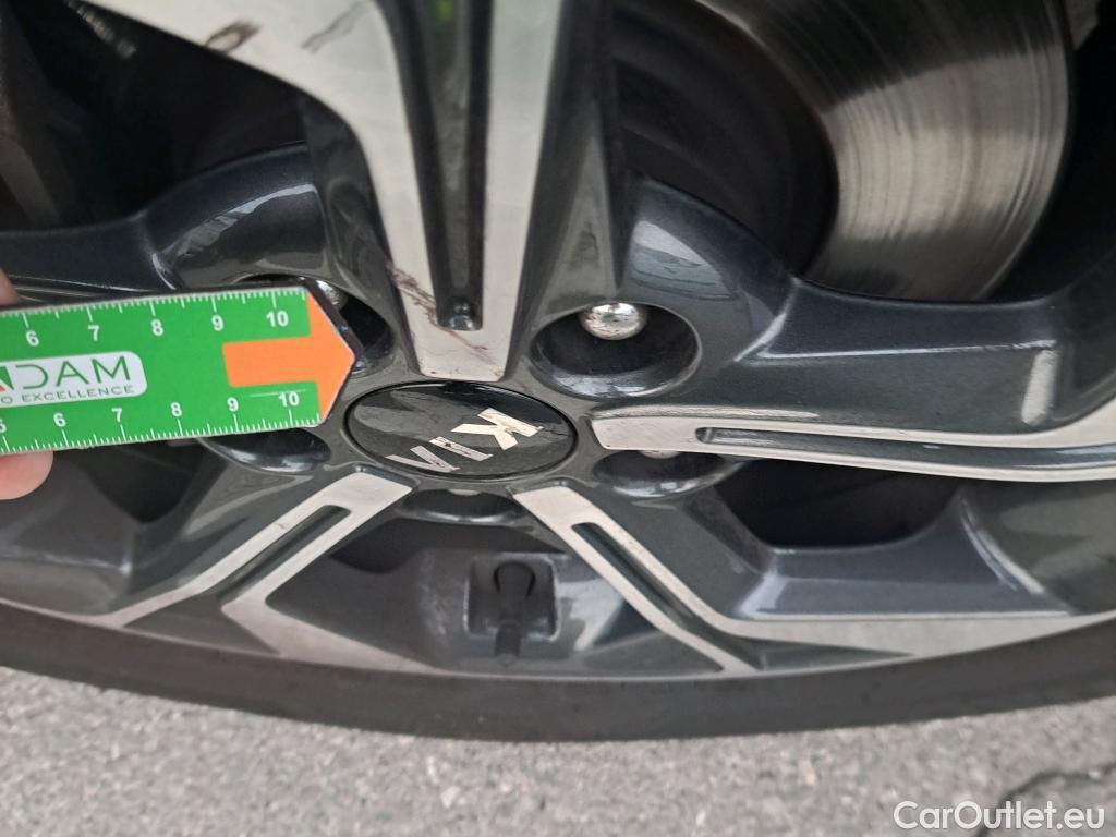  KIA  XCeed KIA  / 2019 / 5P / todoterreno 1.0 T-GDi Drive 88kW (120CV) #2