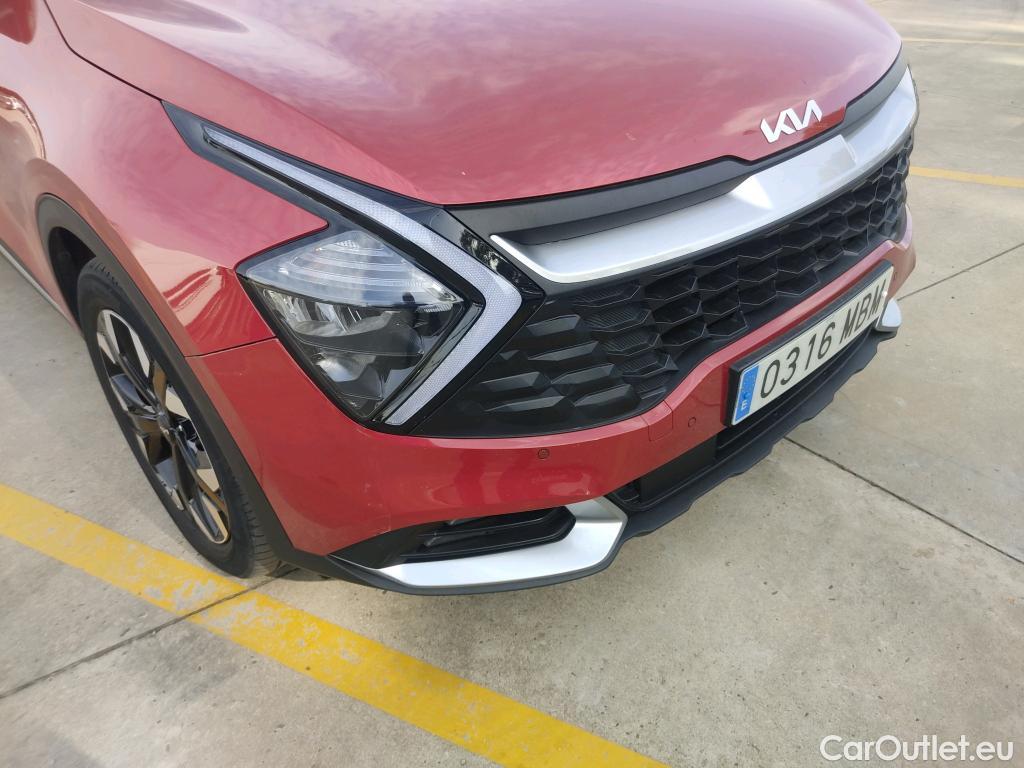  KIA  Sportage KIA  / 2022 / 5P / todoterreno 1.6 T-GDi PHEV 198kW (265CV) Drive 4X4 #8