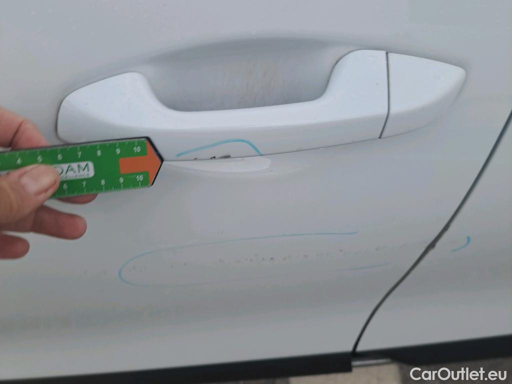  KIA  XCeed KIA  / 2019 / 5P / todoterreno 1.0 T-GDi Drive 88kW (120CV) #30