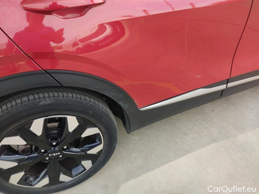  KIA  Sportage KIA  / 2022 / 5P / todoterreno 1.6 T-GDi PHEV 198kW (265CV) Drive 4X4 #10