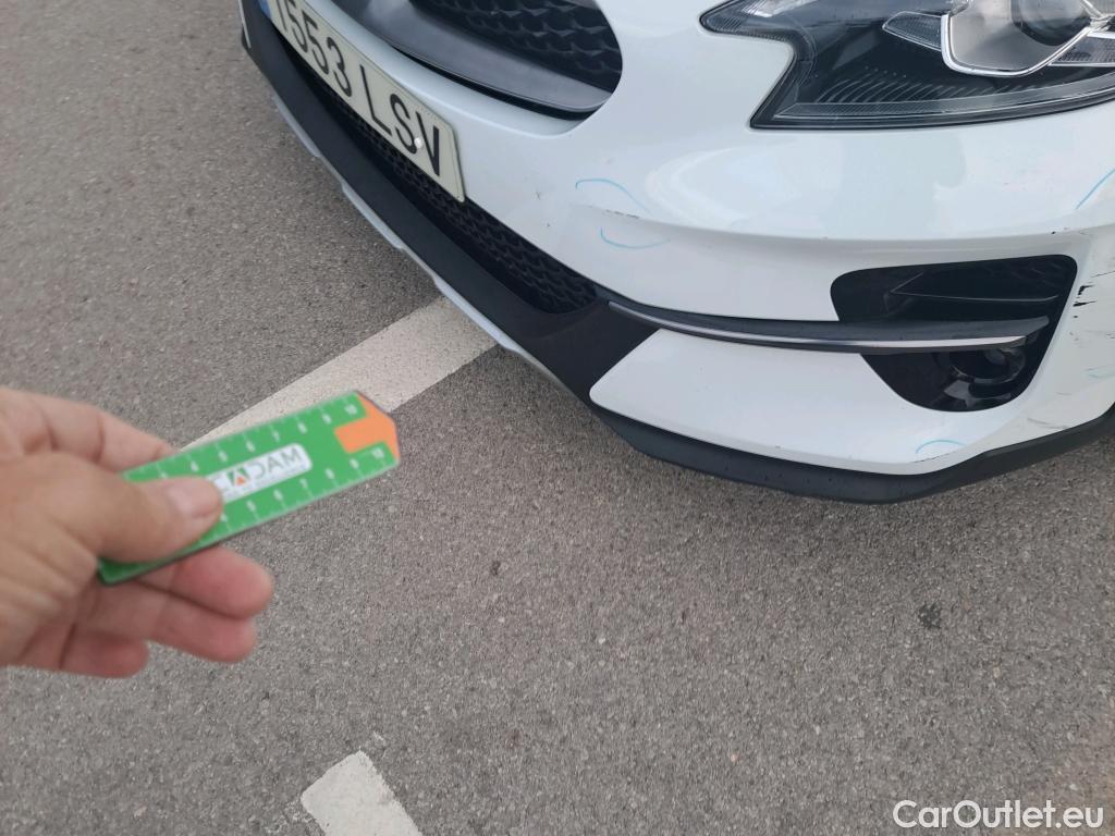  KIA  XCeed KIA  / 2019 / 5P / todoterreno 1.0 T-GDi Drive 88kW (120CV) #24
