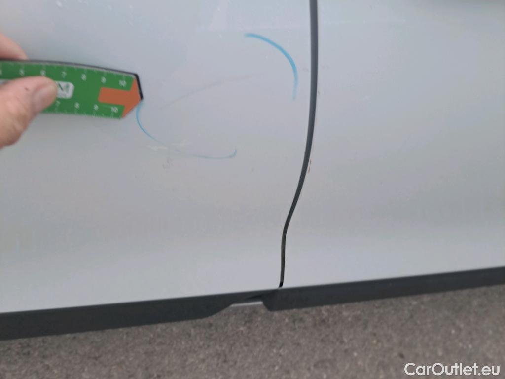 KIA  XCeed KIA  / 2019 / 5P / todoterreno 1.0 T-GDi Drive 88kW (120CV) #21